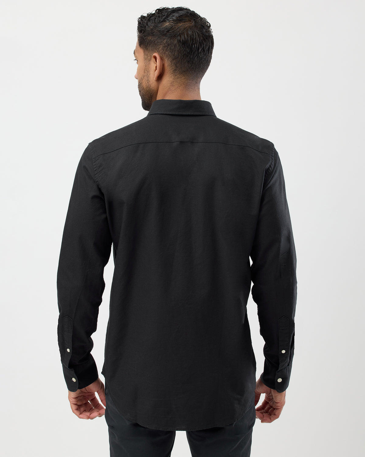 BUTTON-DOWN OXFORD SHIRT