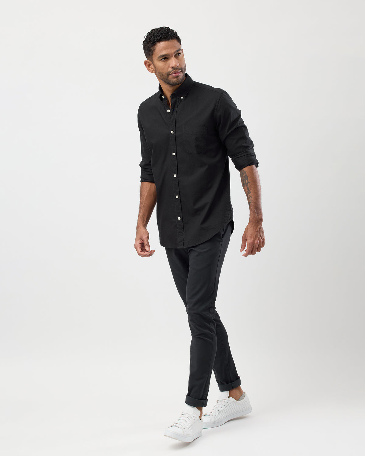 BUTTON-DOWN OXFORD SHIRT